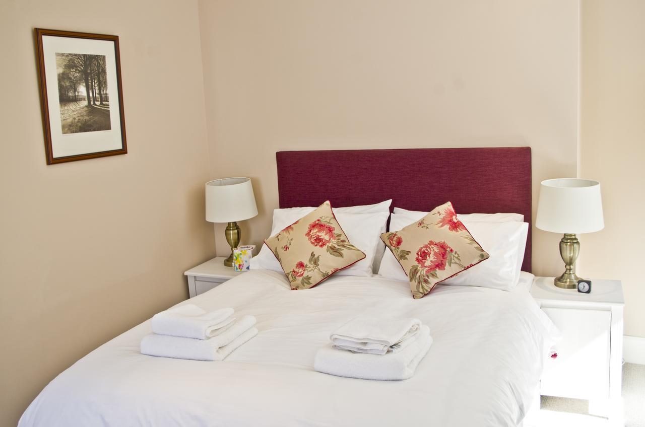 The Red Lion Bed & Breakfast Knighton  Exterior foto