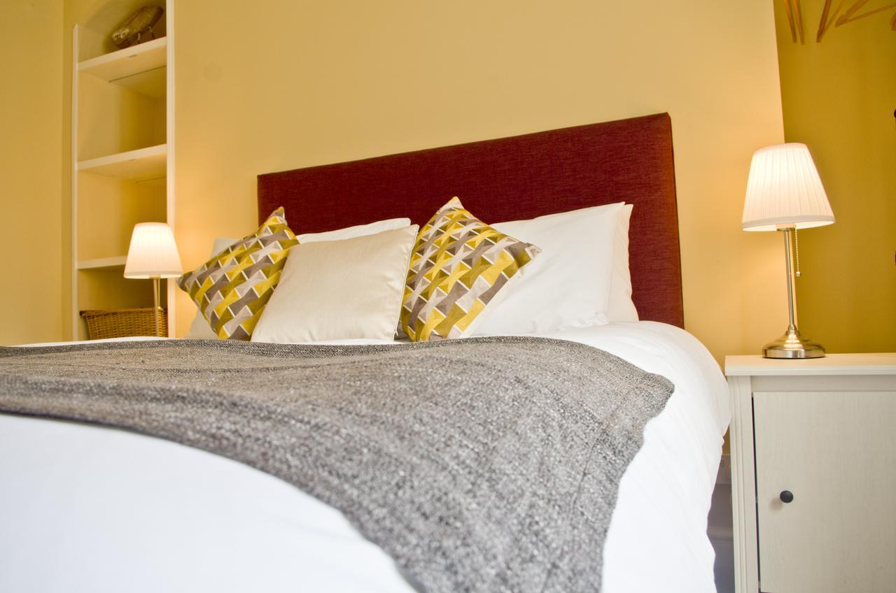 The Red Lion Bed & Breakfast Knighton  Exterior foto